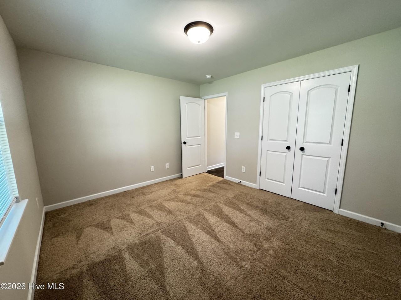232 Westfield Dr - Photo 7 of 20