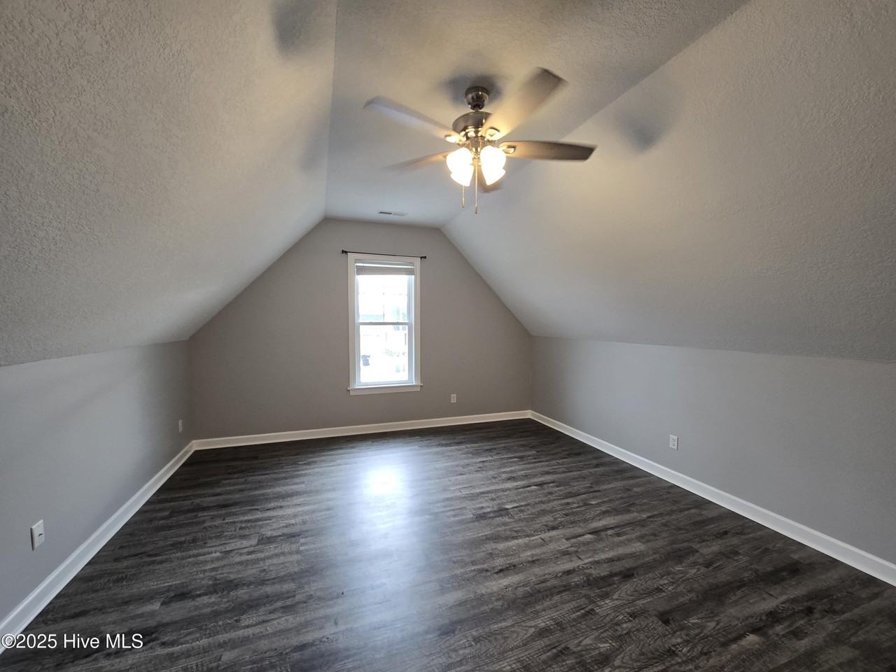 608 Millbrooke Cir - Photo 5 of 11