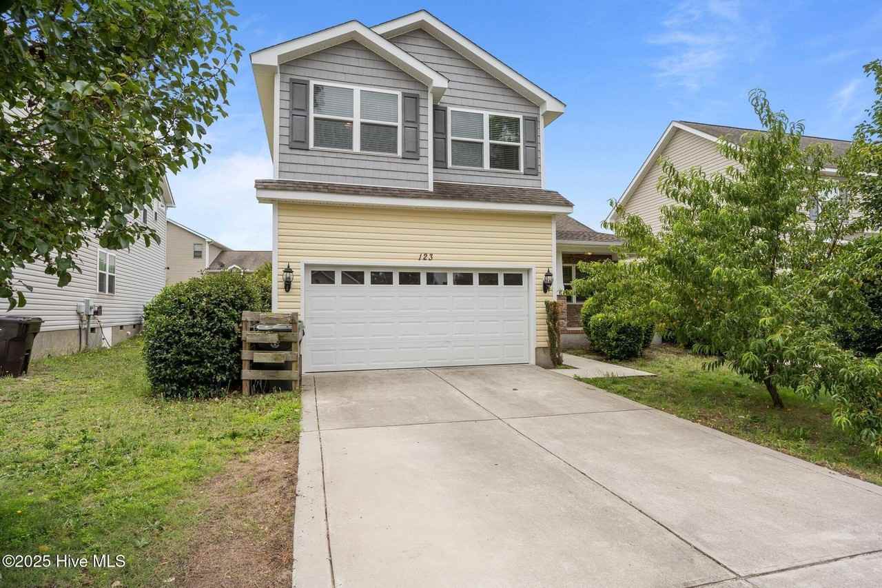 123 Lightwater Dr - Photo 2 of 46