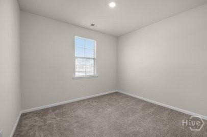 84 Woodford Reserve Dr - Photo 7 of 49