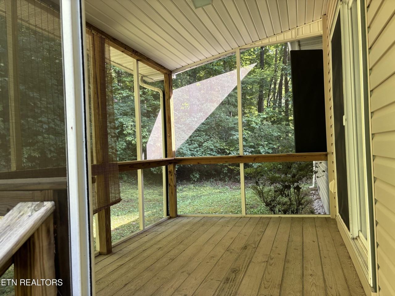 4067 Blaylock Rd - Photo 3 of 21