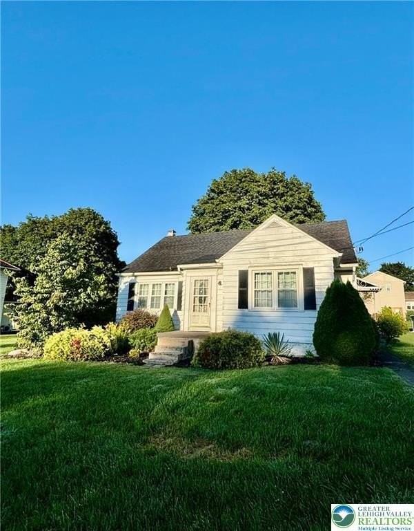 23 Schoeneck Ave - Photo 2 of 14