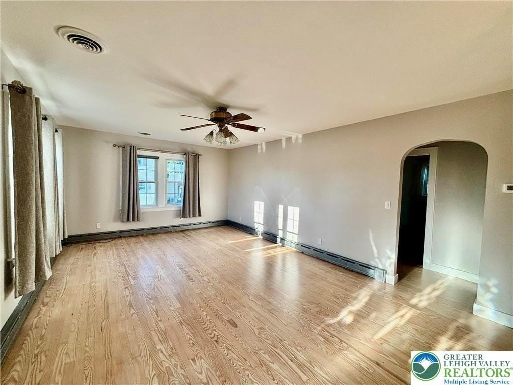 23 Schoeneck Ave - Photo 6 of 14