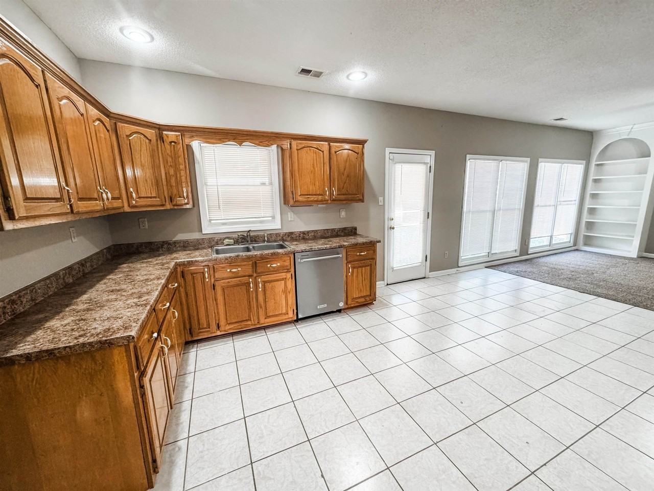 624 Landing Party Ln - Photo 6 of 14