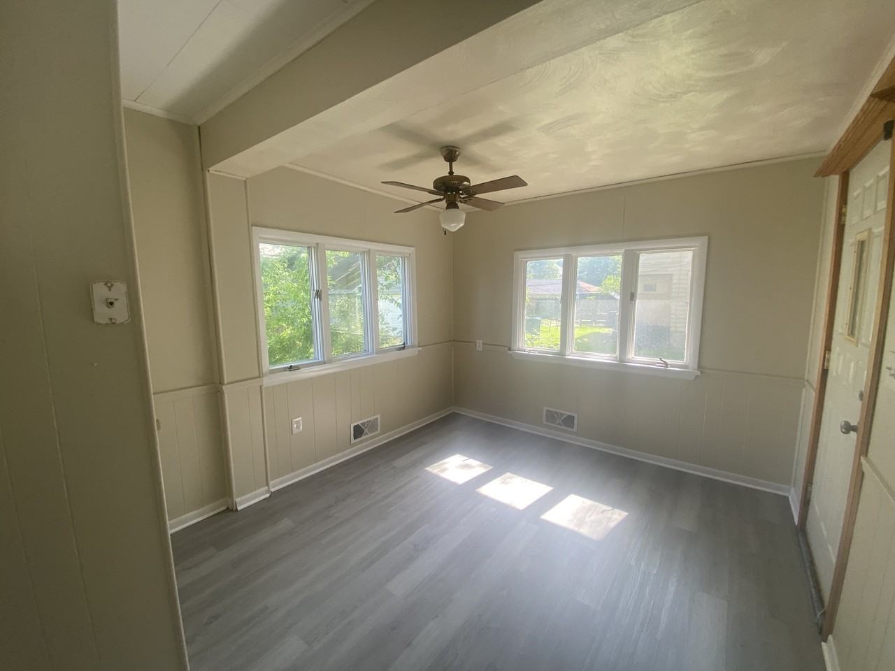 372-374 Lake View Pk - 372 DN #372DN - Photo 3 of 10