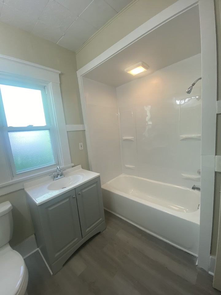 372-374 Lake View Pk - 372 DN #372DN - Photo 6 of 10