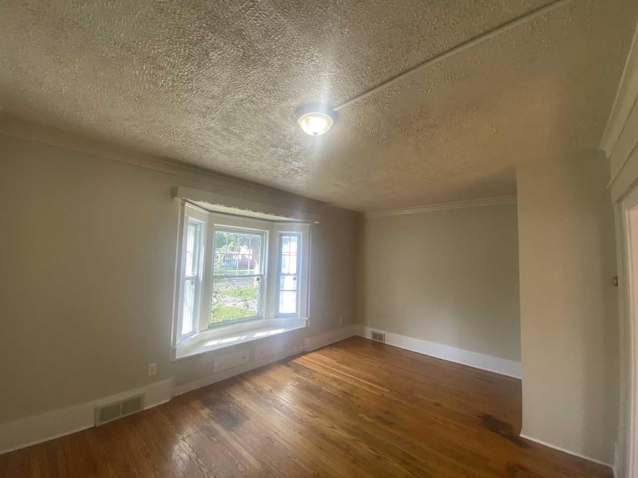 372-374 Lake View Pk - 372 DN #372DN - Photo 7 of 10