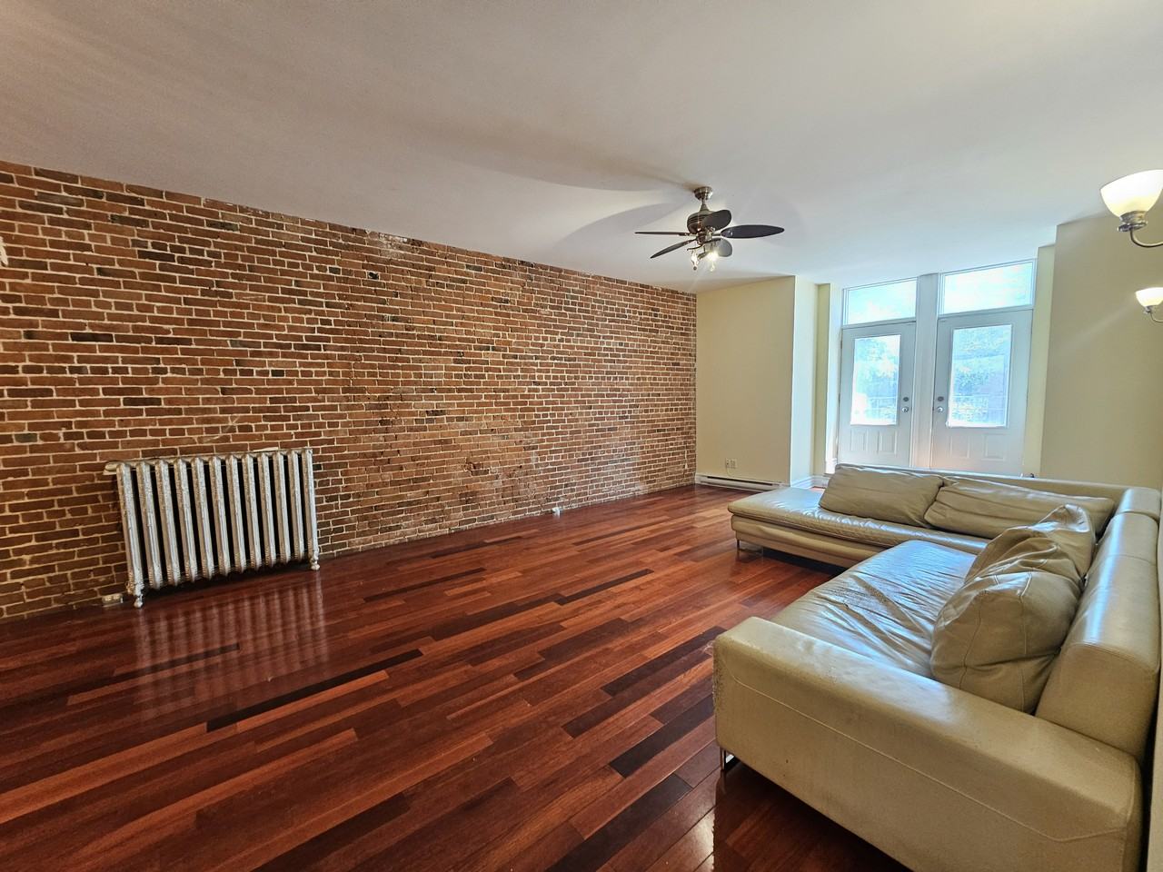169 Rue Sherbrooke Est #A