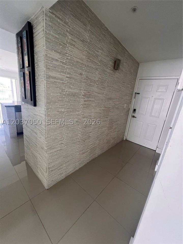 4370 Nw 107th Ave #202 - Photo 3 of 24