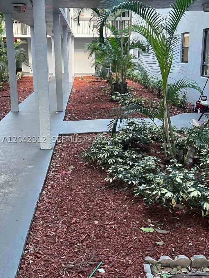 1950 N Congress Ave #105 - Photo 5 of 18