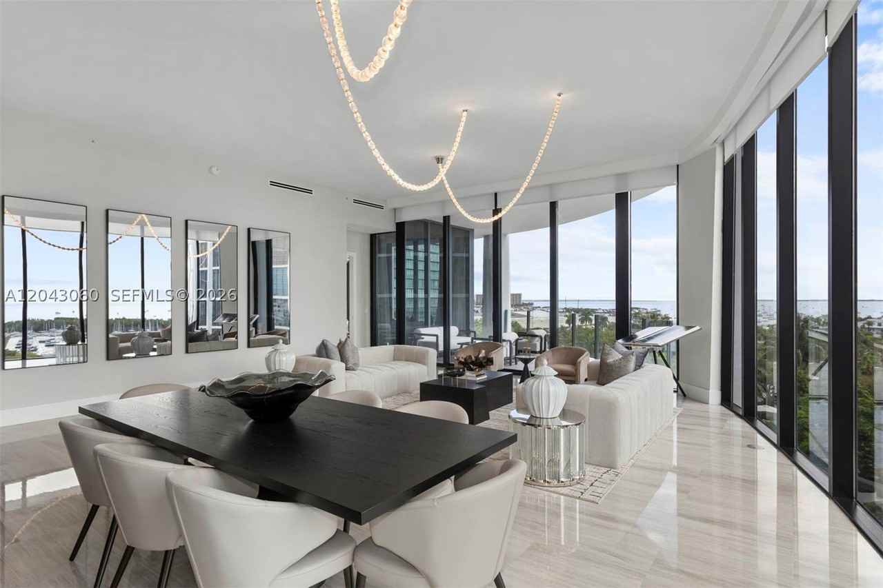 2821 S Bayshore Dr #8A - Photo 7 of 50