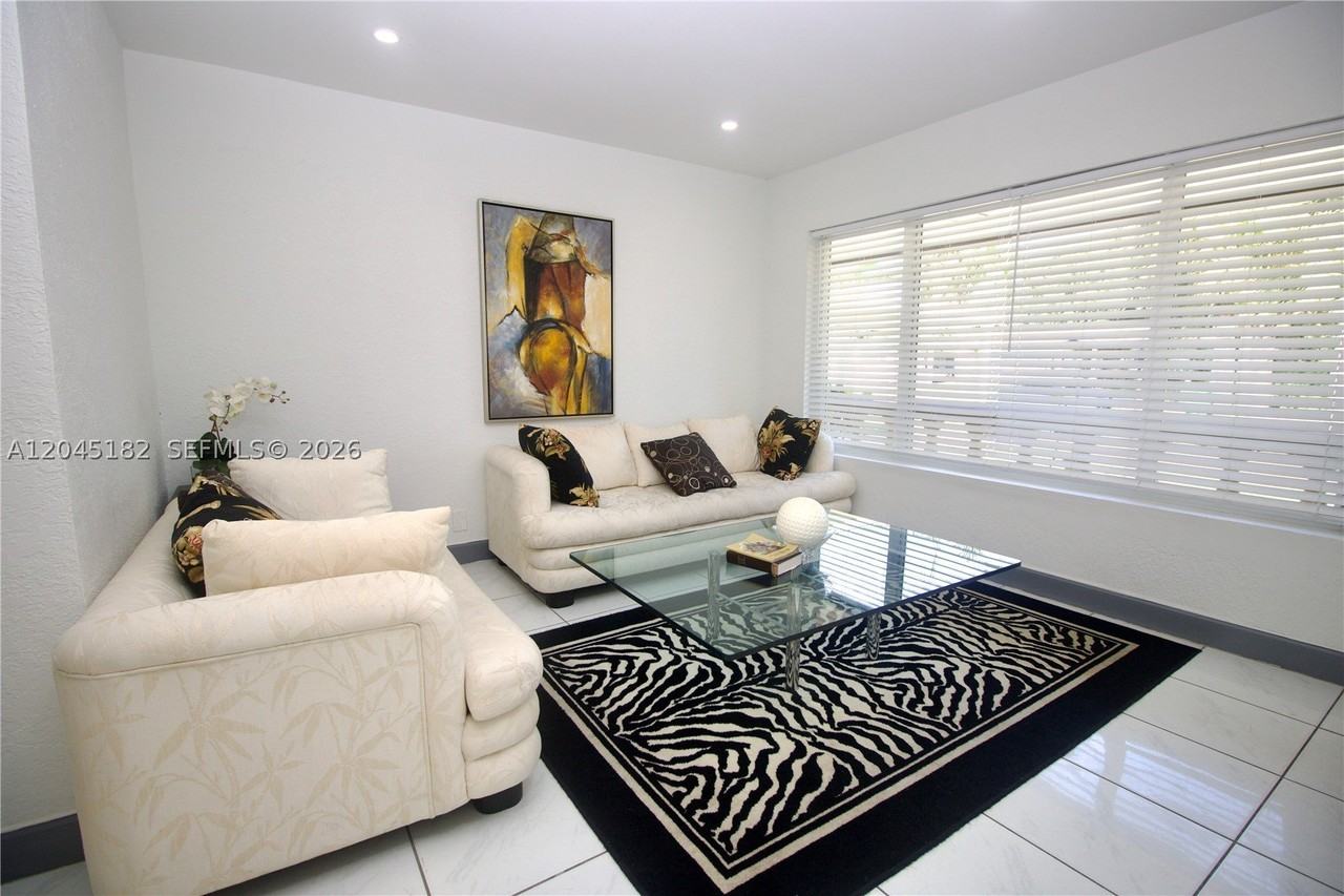 14431 Nw 15th Dr - Photo 6 of 33