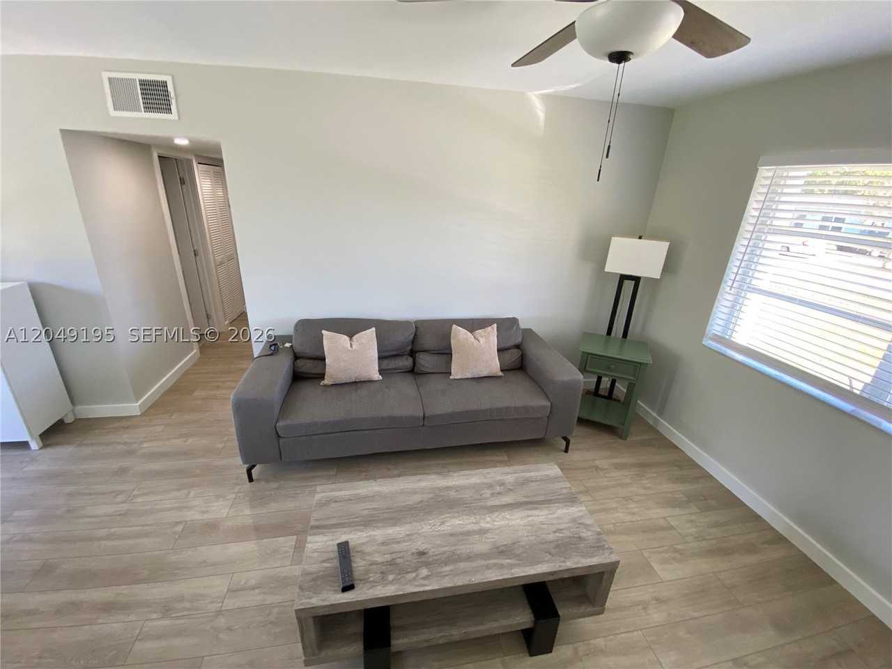 11121 Sw 46th St - Photo 5 of 13
