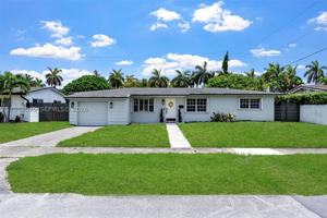 featured image of 9075 Sw 48th Ter #0
