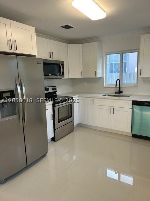 1745 Sw 21st St - Photo 5 of 11