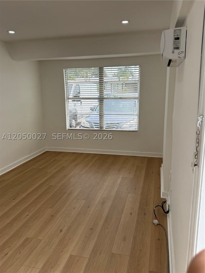 4971 Nw 179th St #0 - Photo 5 of 9