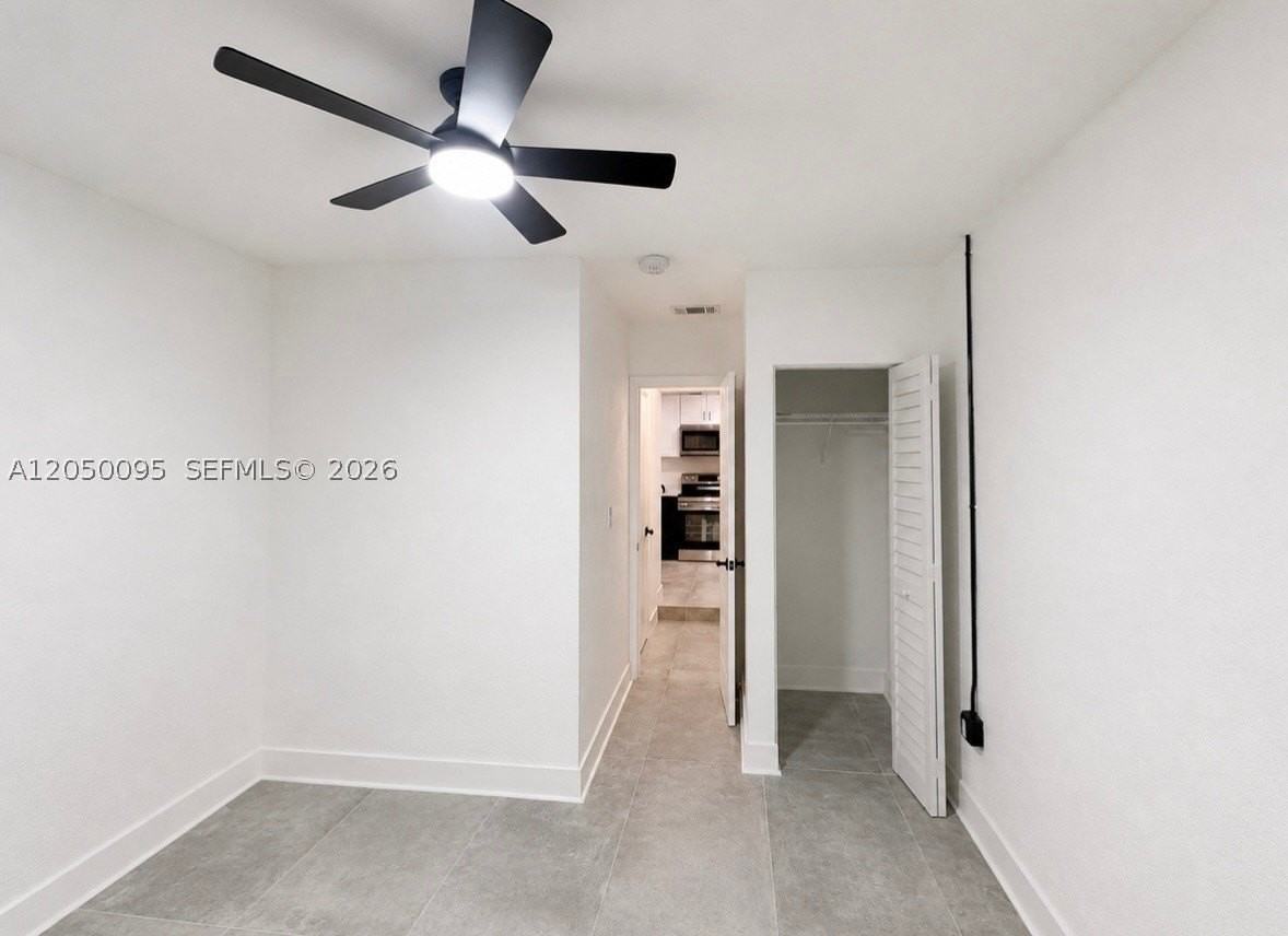1039 Ne 17th Ave - Photo 7 of 11