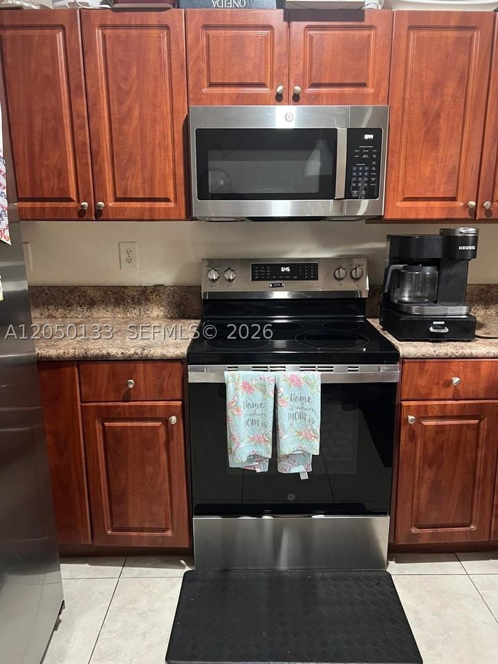 8966 Sw 224th Ter #0 - Photo 2 of 5