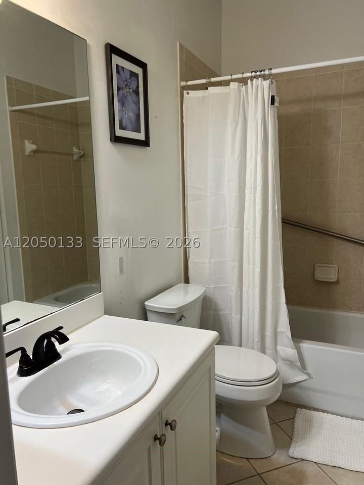 8966 Sw 224th Ter #0 - Photo 5 of 5