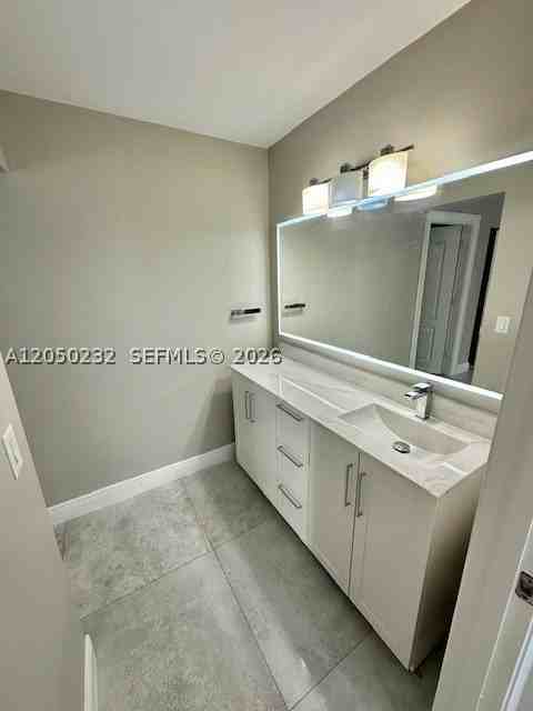 19853 Nw 64th Pl - Photo 6 of 25