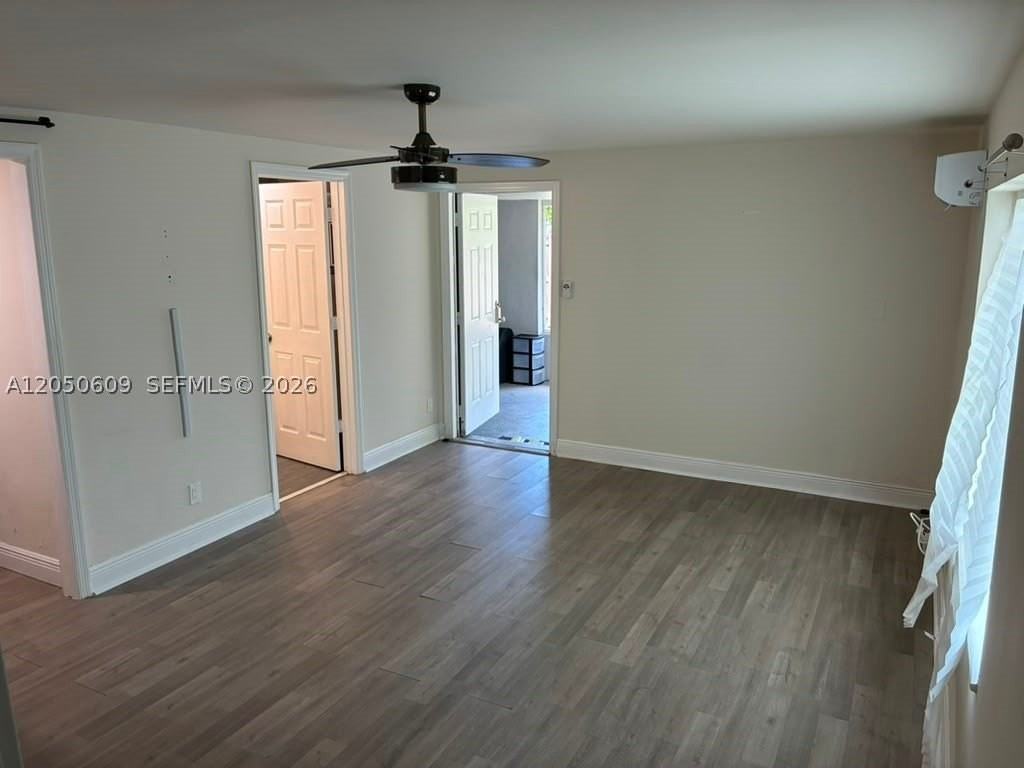 3700 Ne 13th Ter #1 - Photo 4 of 16