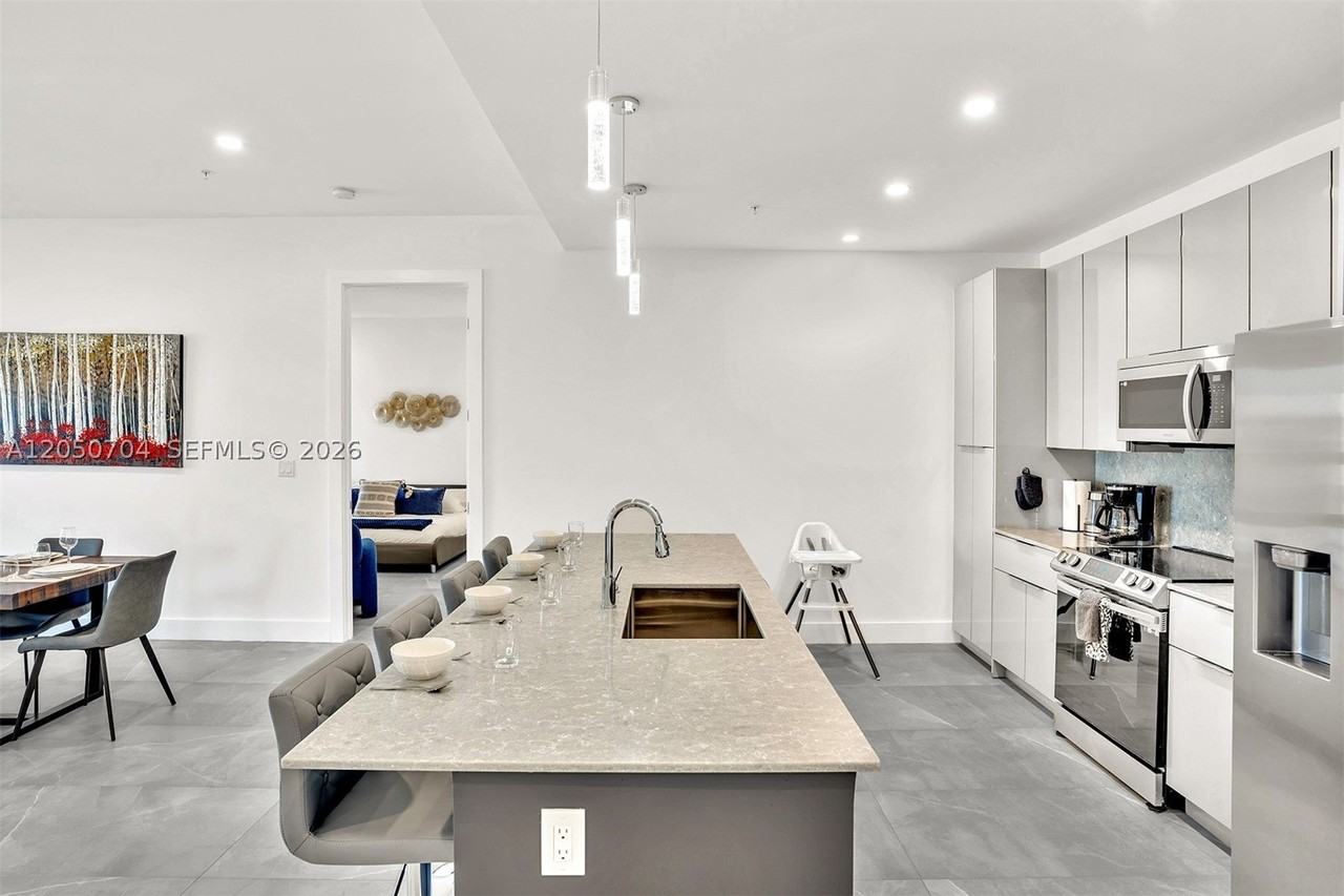 2100 Miami Rd #303 - Photo 7 of 44