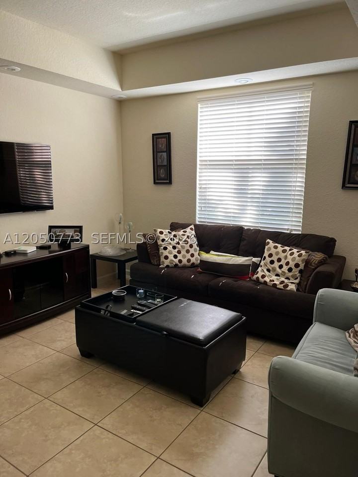 11401 Nw 89th St #104 - Photo 3 of 16