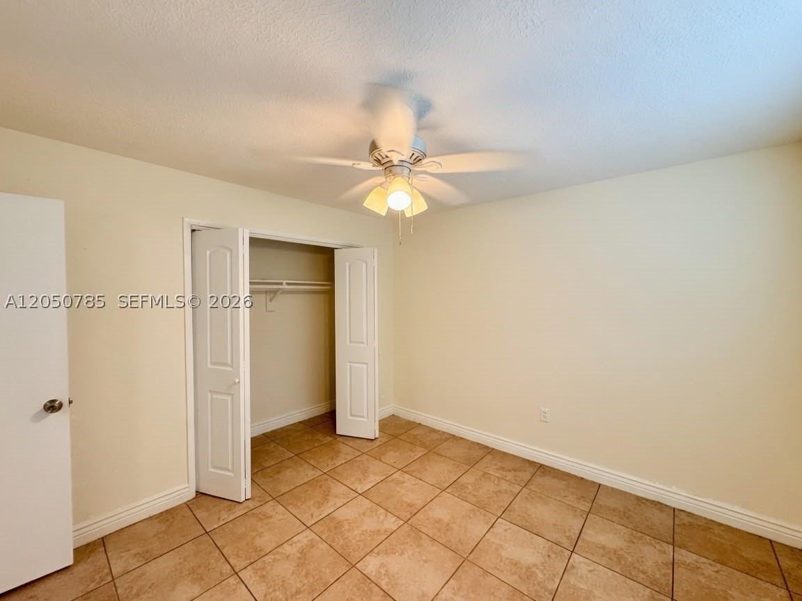 2633 Nw 9th Ave #1-2 - Photo 5 of 8