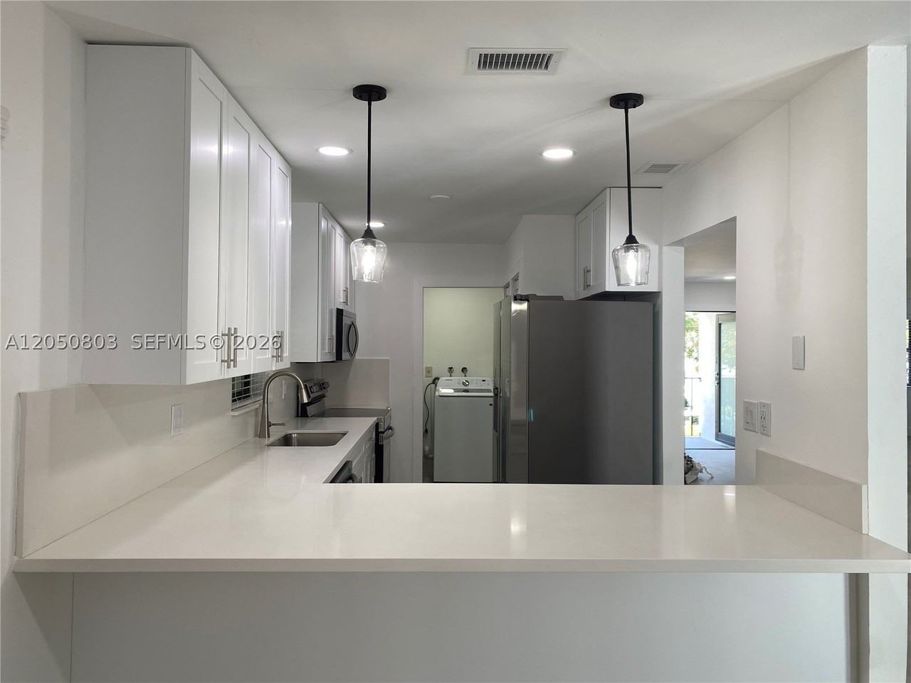 3626 Sw 16th St #3626 - Photo 4 of 23