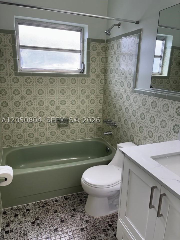 10481 Sw 26th Ter #0 - Photo 6 of 20