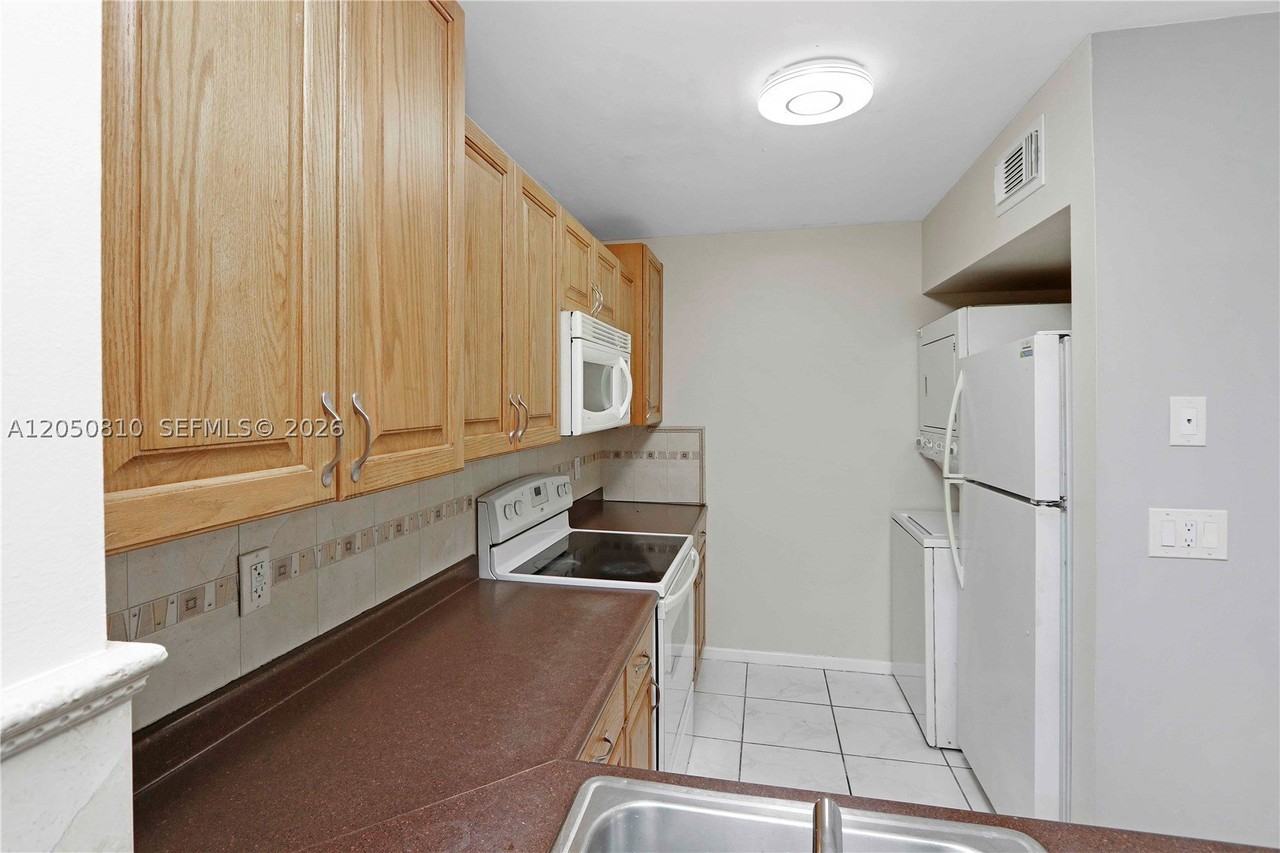 2530 W 67th Pl #11-29 - Photo 6 of 20