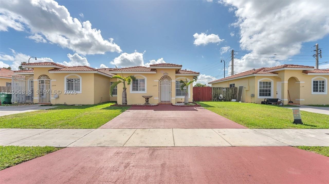 12266 Sw 215th Ter #1 - Photo 3 of 27