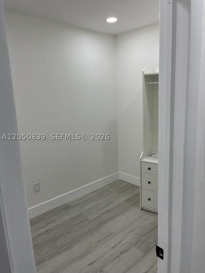 7128 Indian Creek Dr #9 - Photo 2 of 7