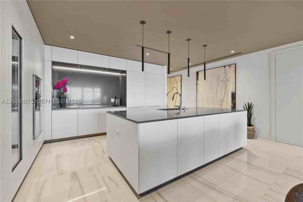 300 Biscayne Boulevard Way #3104 - Photo 7 of 50