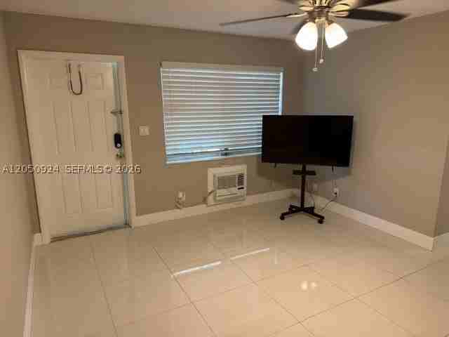 1859 Wiley St #3 - Photo 6 of 24