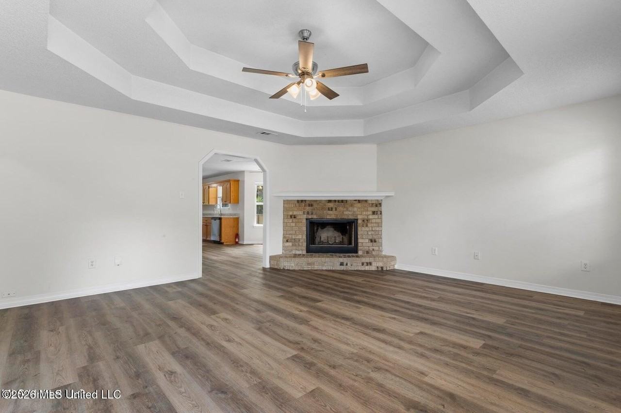 8909 Mermaid Ave - Photo 4 of 15