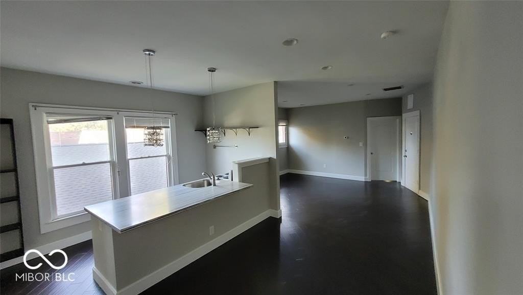 50 Campbell Ave #A - Photo 4 of 9