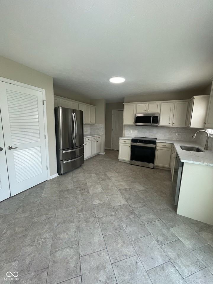 6745 Ennis Way - Photo 5 of 19