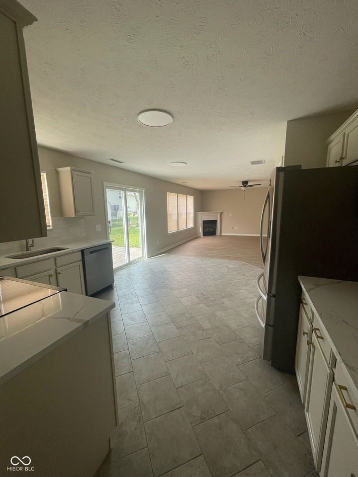 6745 Ennis Way - Photo 6 of 19