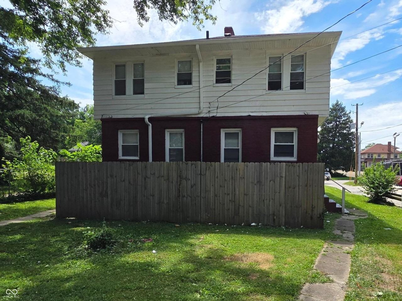 19 S Spencer Ave - Photo 3 of 3
