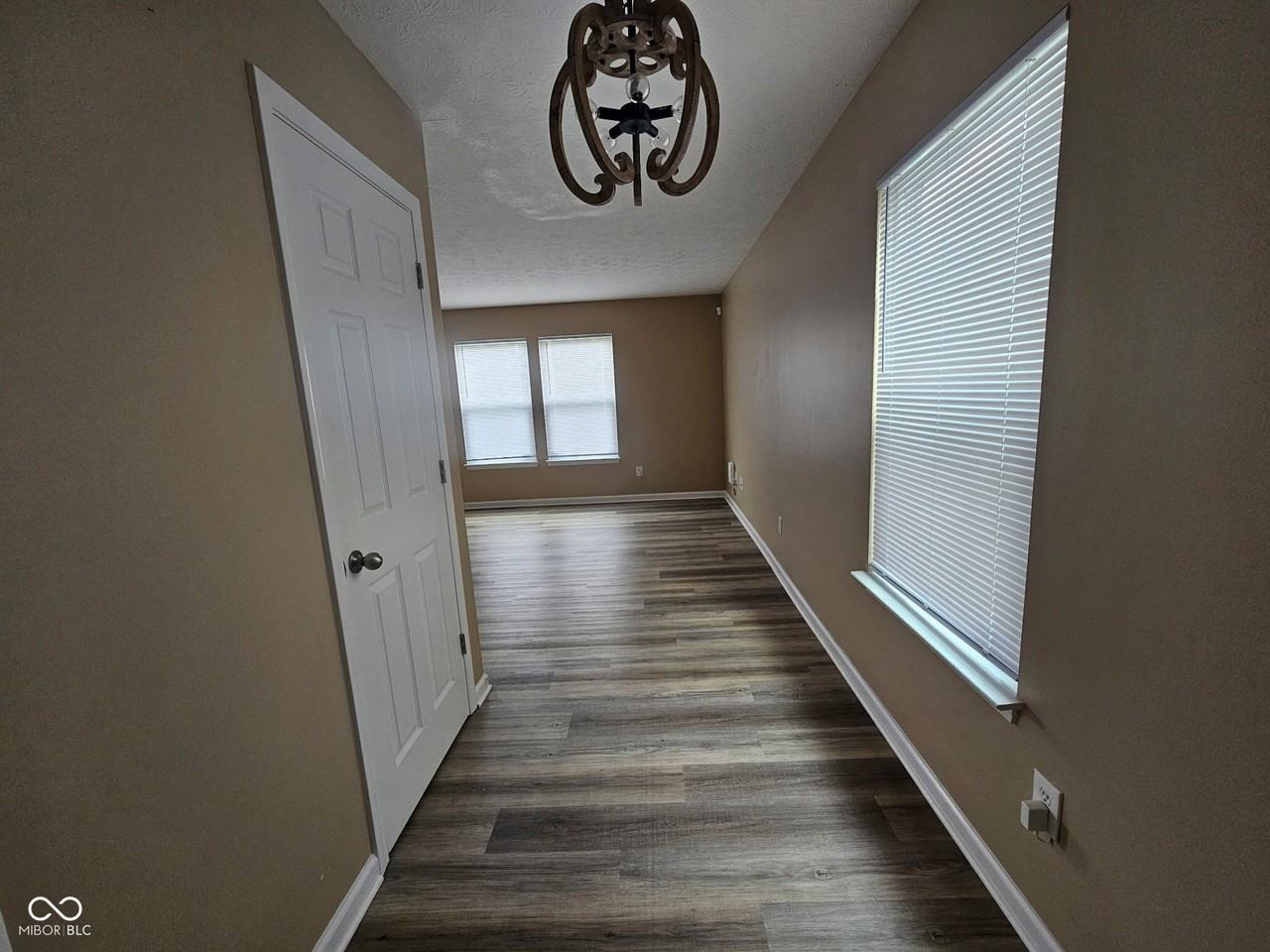 4085 Lassen Ln - Photo 2 of 13