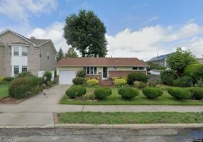 featured image of 25 Surrey Ln