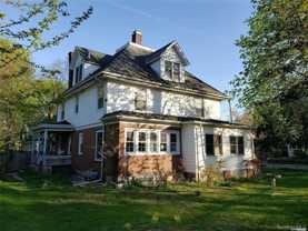 102 Berry Hill Rd #UPPR - Photo 1 of 1