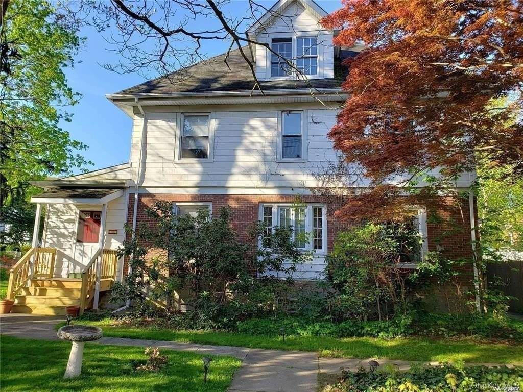 102 Berry Hill Rd #UPPR - Photo 2 of 8