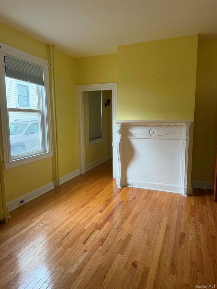 12 Parry Ave #1 - Photo 3 of 8