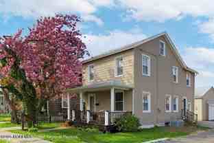 612 Sylvania Ave - Photo 1 of 1