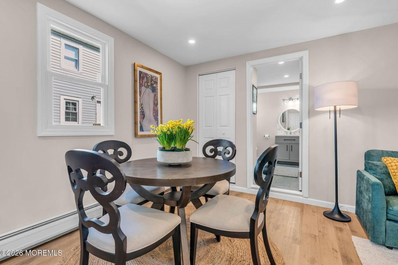 282 Carr Ave #1 - Photo 5 of 22
