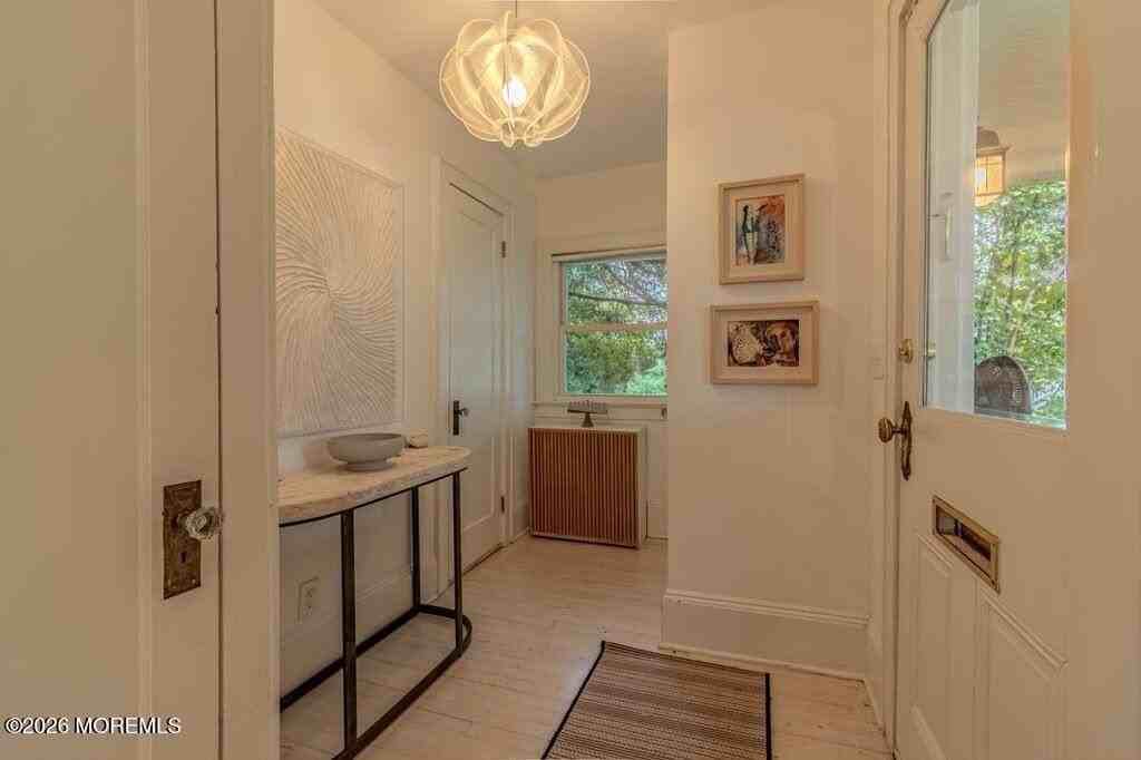 412 Euclid Ave - Photo 4 of 12
