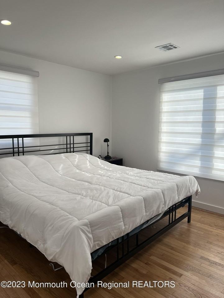 39 Cedar Ave #B - Photo 6 of 9
