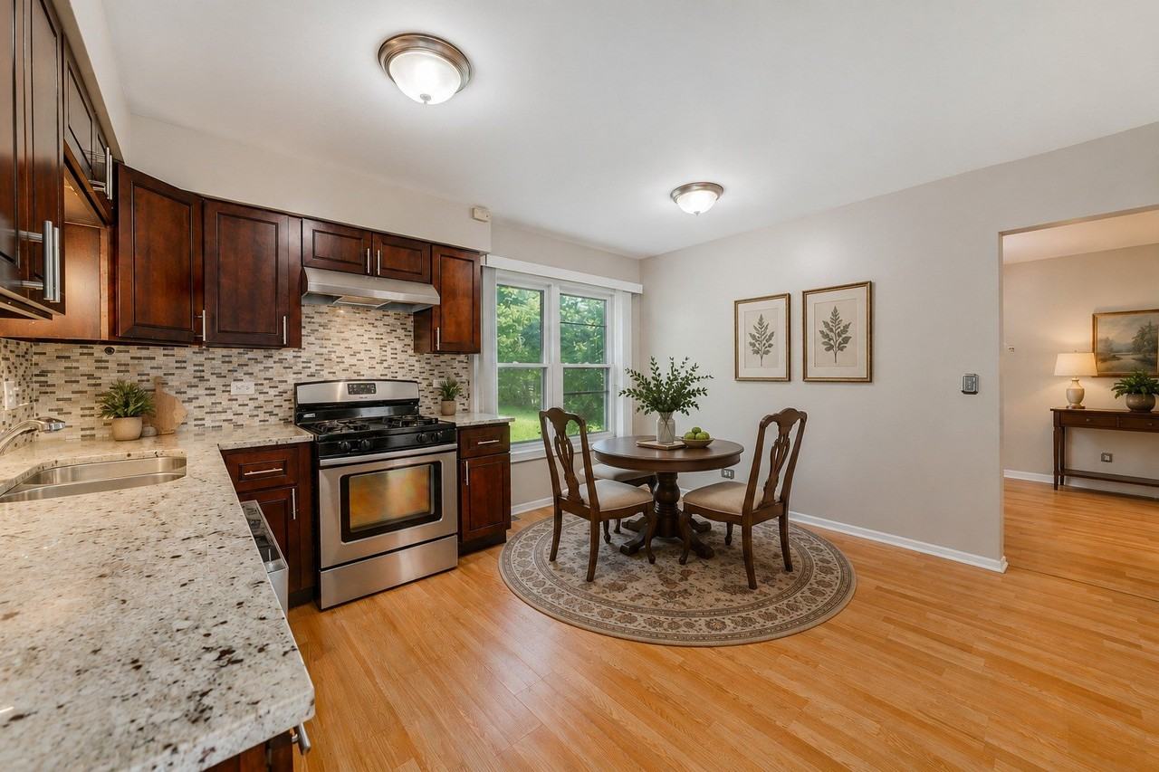601 Willington Dr - Photo 5 of 15